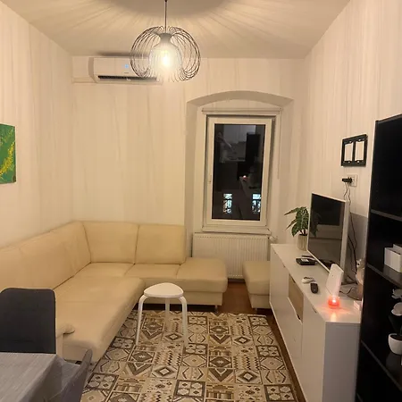 Newly Adapted 3-room
